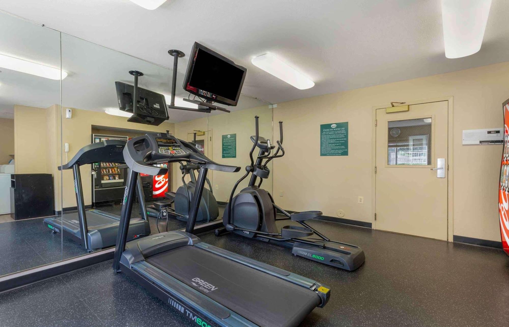 Mainstay Suites Washington Dulles Airport Шантили Екстериор снимка